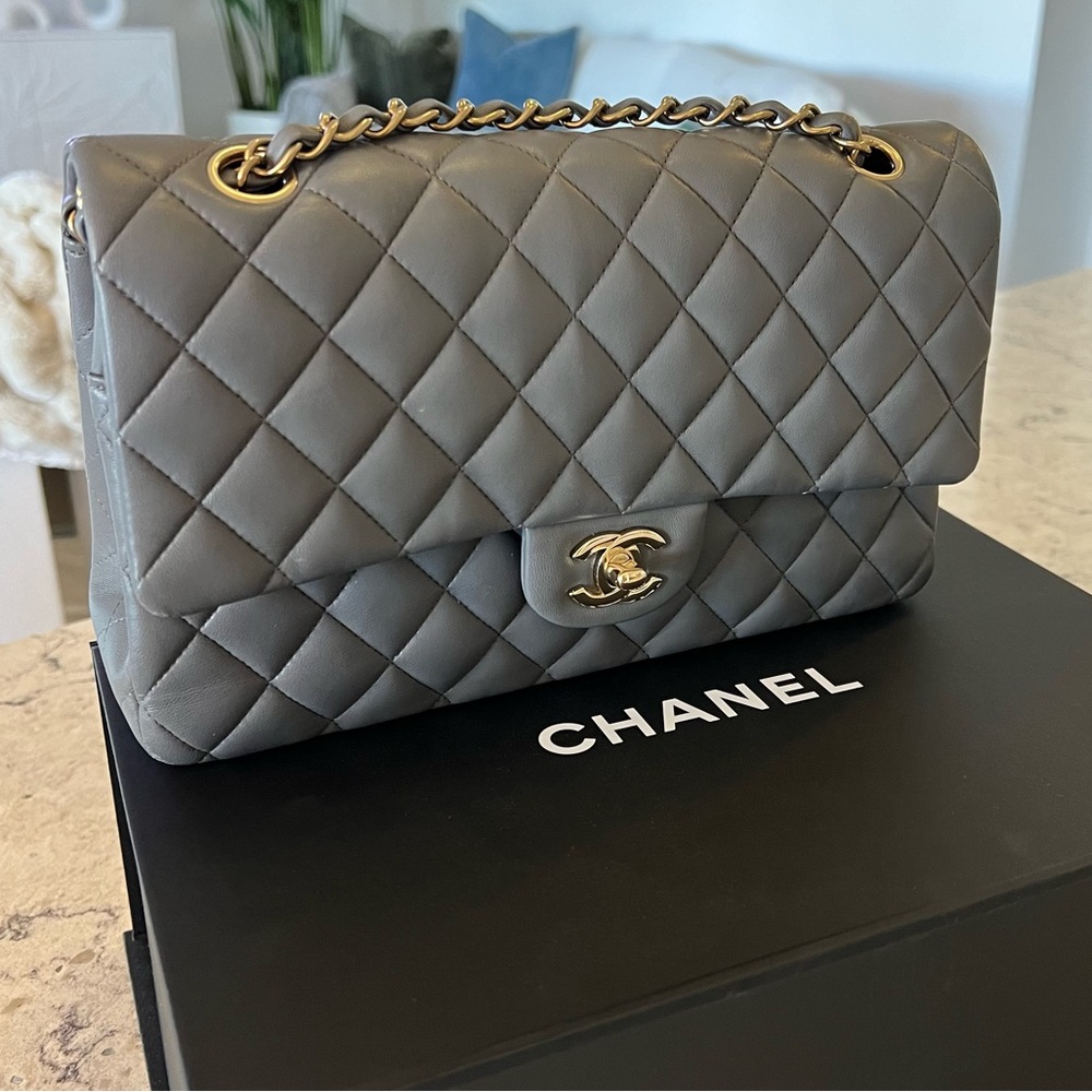 Chanel medium classic flap Lambskin handbag
